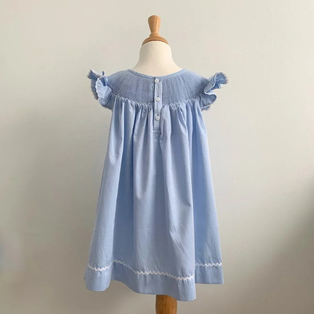 š NWT Pretty Girls Smocked Dress Embroidered Sheep Blue & White Boutique 5-6Y - Picture 3 of 9